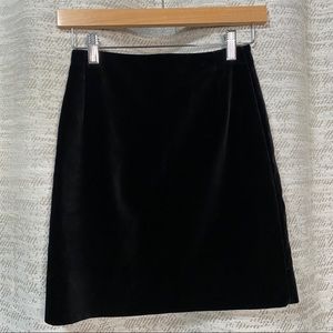 Laura Ashley Sz 4 Black Velvet Mini Skirt